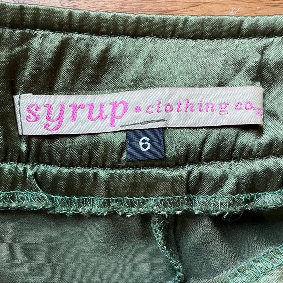 Vintage Syrup Clothing Co. 90s Grunge Army Green Skirt with Adjustable Straps - Picture 7 of 11
